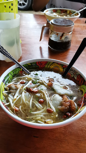 Warung Dak Ayu Dak Senah