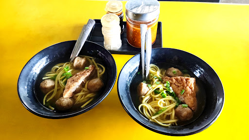 Joe Mee Calong & Keropok Beserah