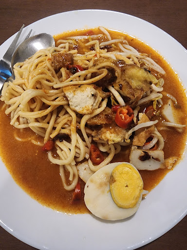 Mee Rebus • Sebelah Volvo Melaka