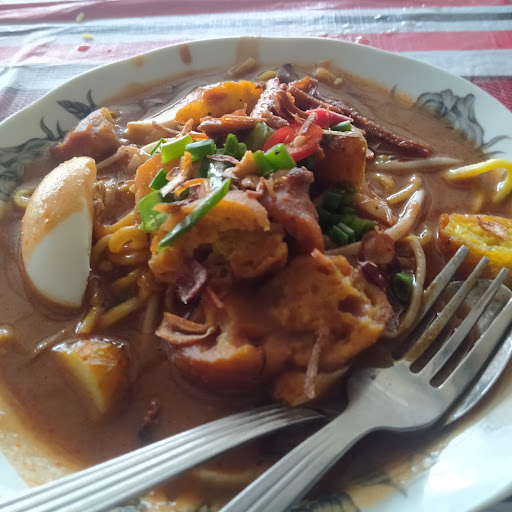 Kassim Mee rebus