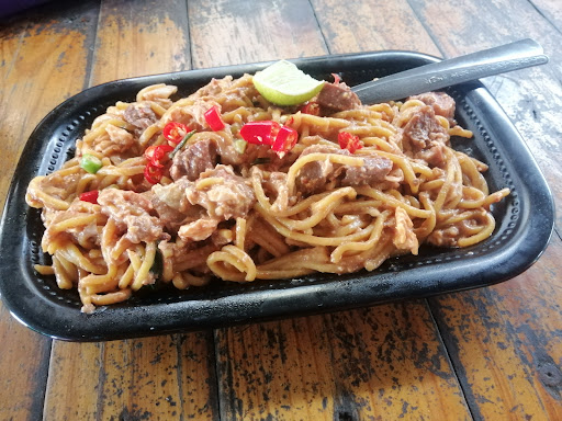 Mee pak san