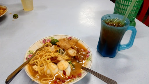 Warong Rojak & Mee Rebus Sedap