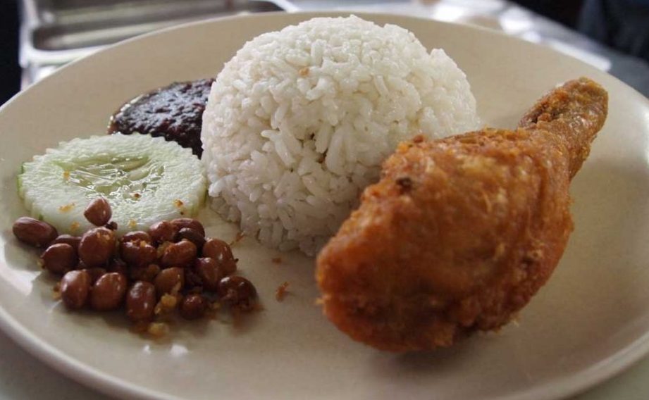 nasi lemak wak kentut ira ktm kulai