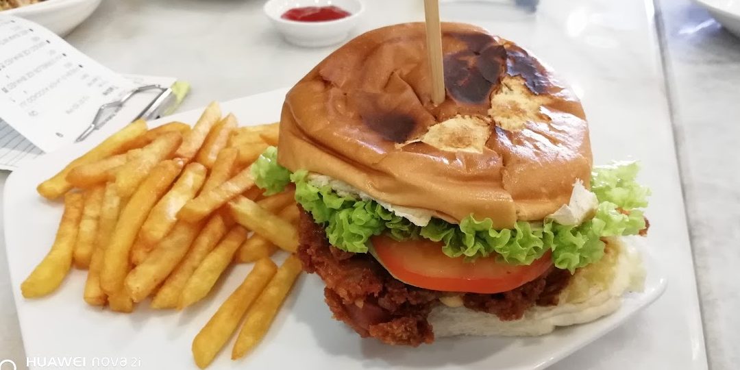 restoran kopi dan roti tradisional teo soon mutiara rini